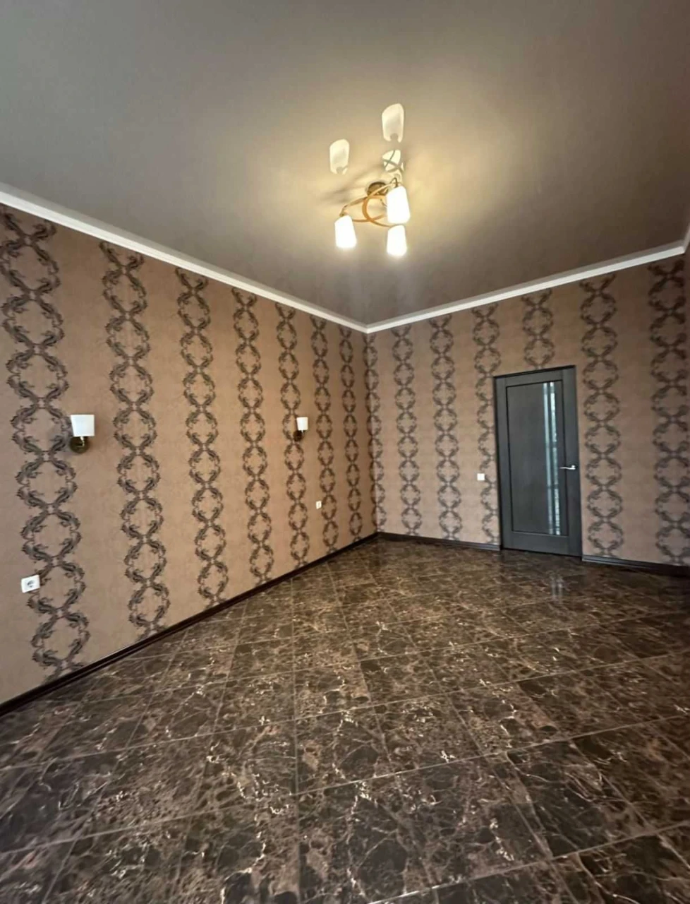 Продам 2-х комнатную в новом ЖК