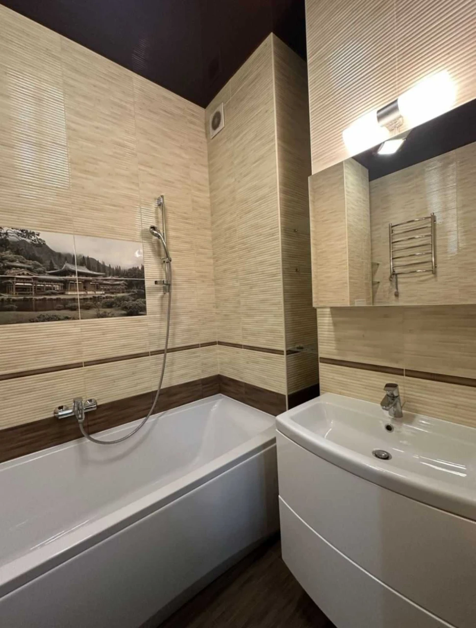 Продам 2-х комнатную в новом ЖК