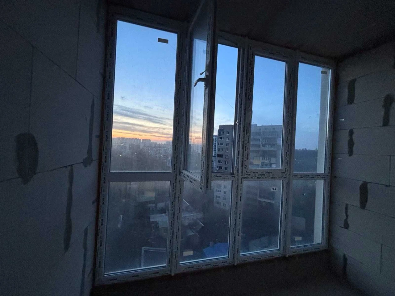 2 ком. квартира в сданном доме  в центре. Сквер Мечникова