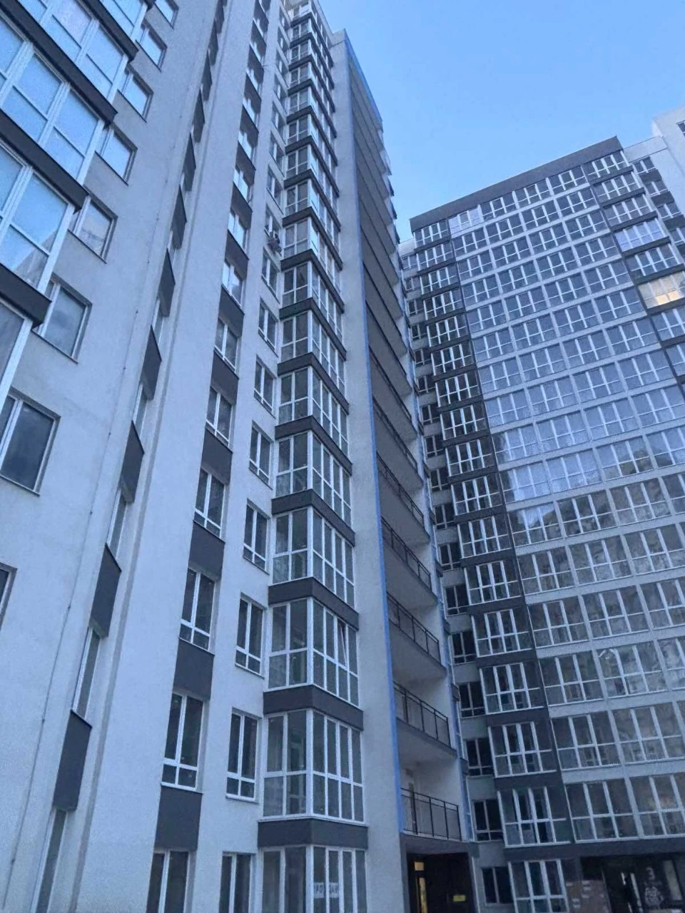 2 ком. квартира в сданном доме  в центре. Сквер Мечникова