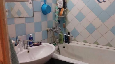 For sale three-room apartment 5 minutes from the metro station "Oleksi"