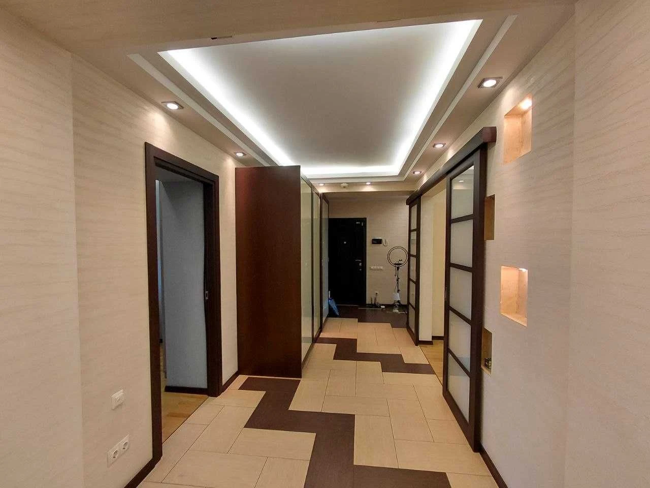 У продажу 4-кімнатна квартира на Таїрова!