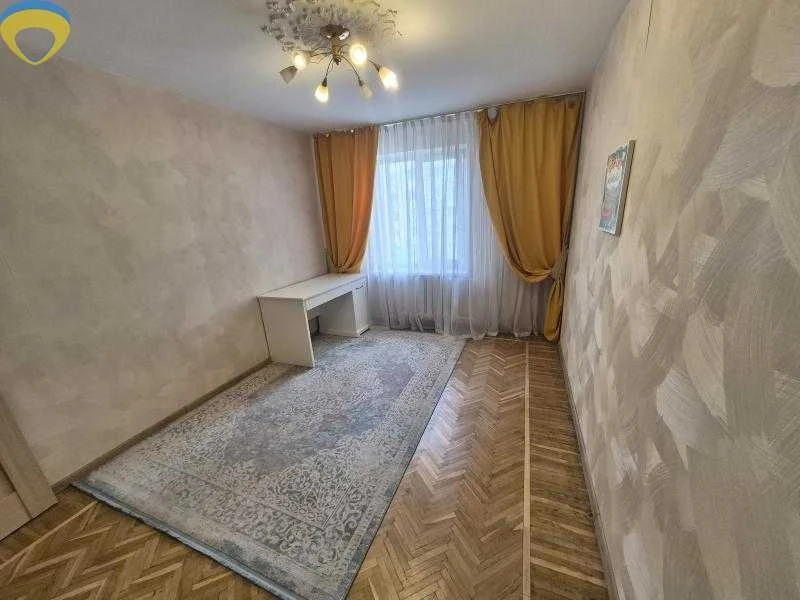 Кирпичный спецпроект рядом с Парком Победы