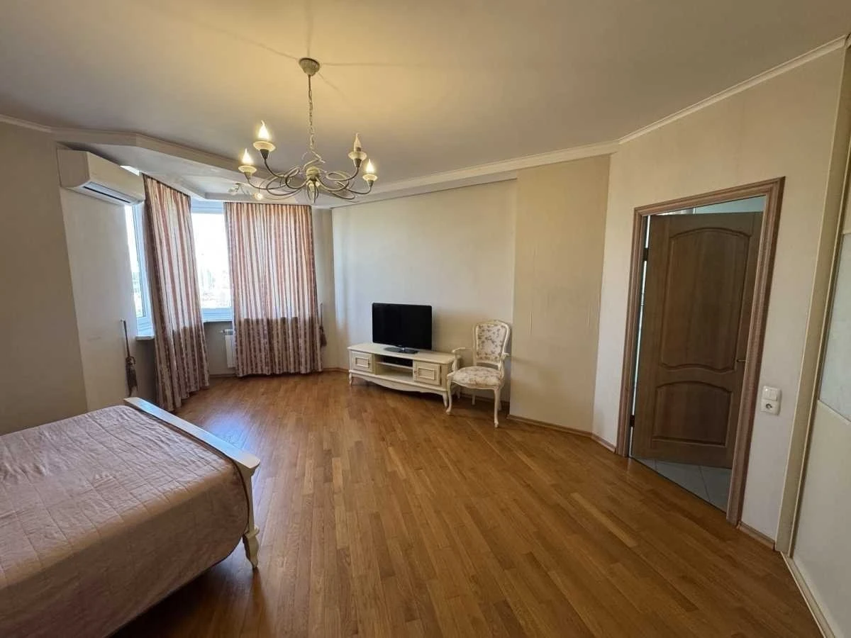 2-room apartment for sale 65 m², Saperno-Slobidska St.,