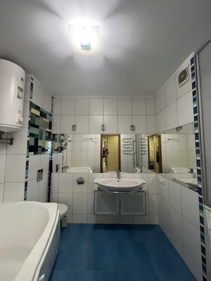 2-room apartment for sale 65 m², Saperno-Slobidska St.,