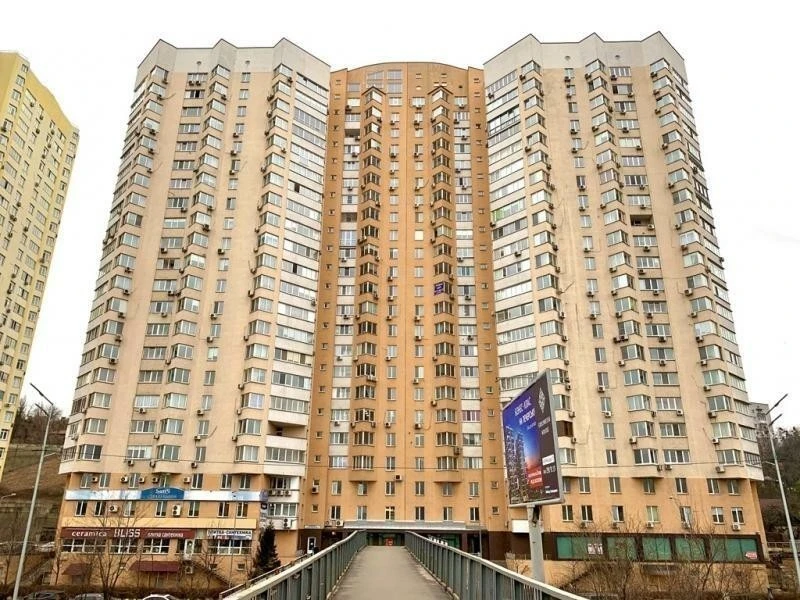 2-room apartment for sale 65 m², Saperno-Slobidska St.,