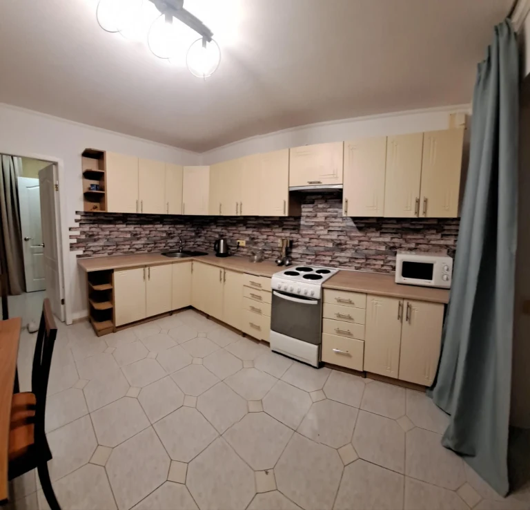 Продам 2 до вул. Пішонівська (372-132)
