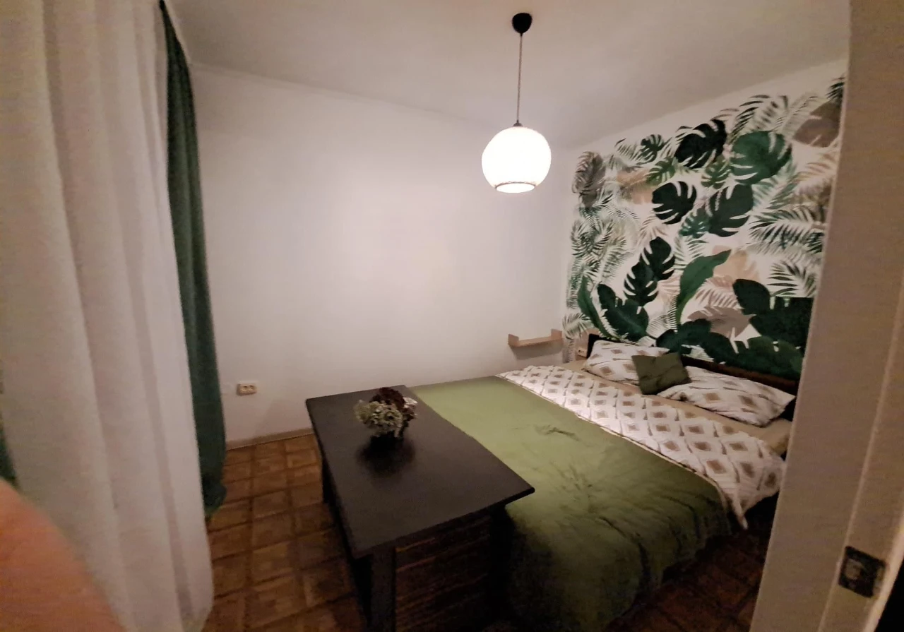 Продам 2 до вул. Пішонівська (372-132)