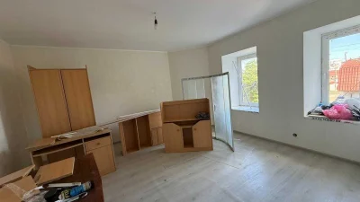 Продам 1 комнатную квартиру на Слободке