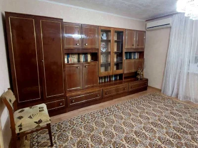 Квартира. Одеса, Небесної Сотні просп.