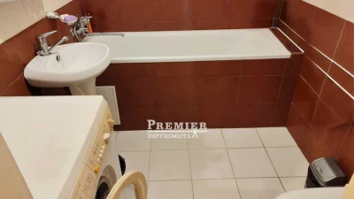 Продам квартиру з ремонтом на 2му поверсі на Таїрова