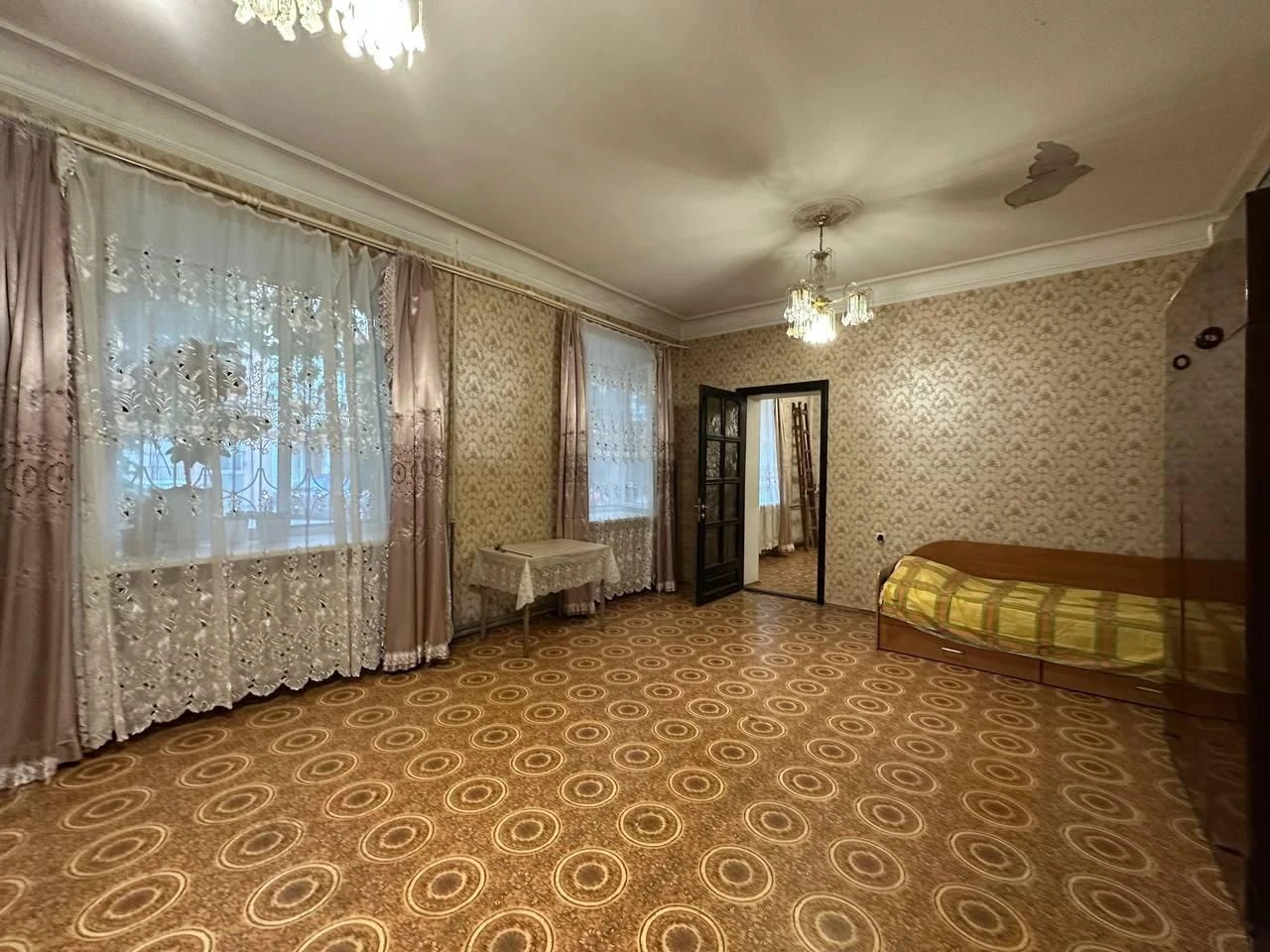 Продам 3-кімн квартиру біля Музкомедії, вул. Ясна (3-203-029