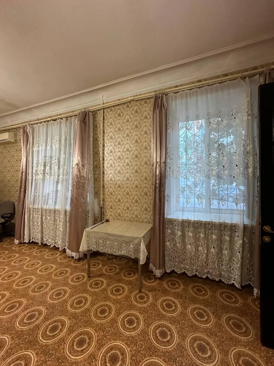 Продам 3-кімн квартиру біля Музкомедії, вул. Ясна (3-203-029