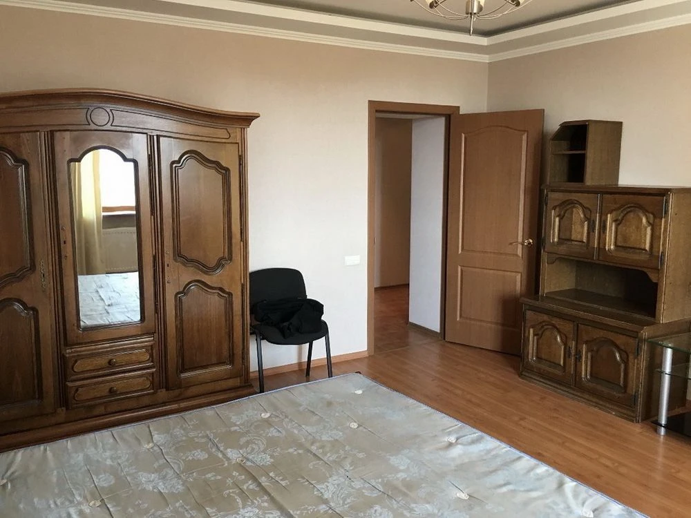 Продам отличную квартиру в кирпичном доме! seg-02