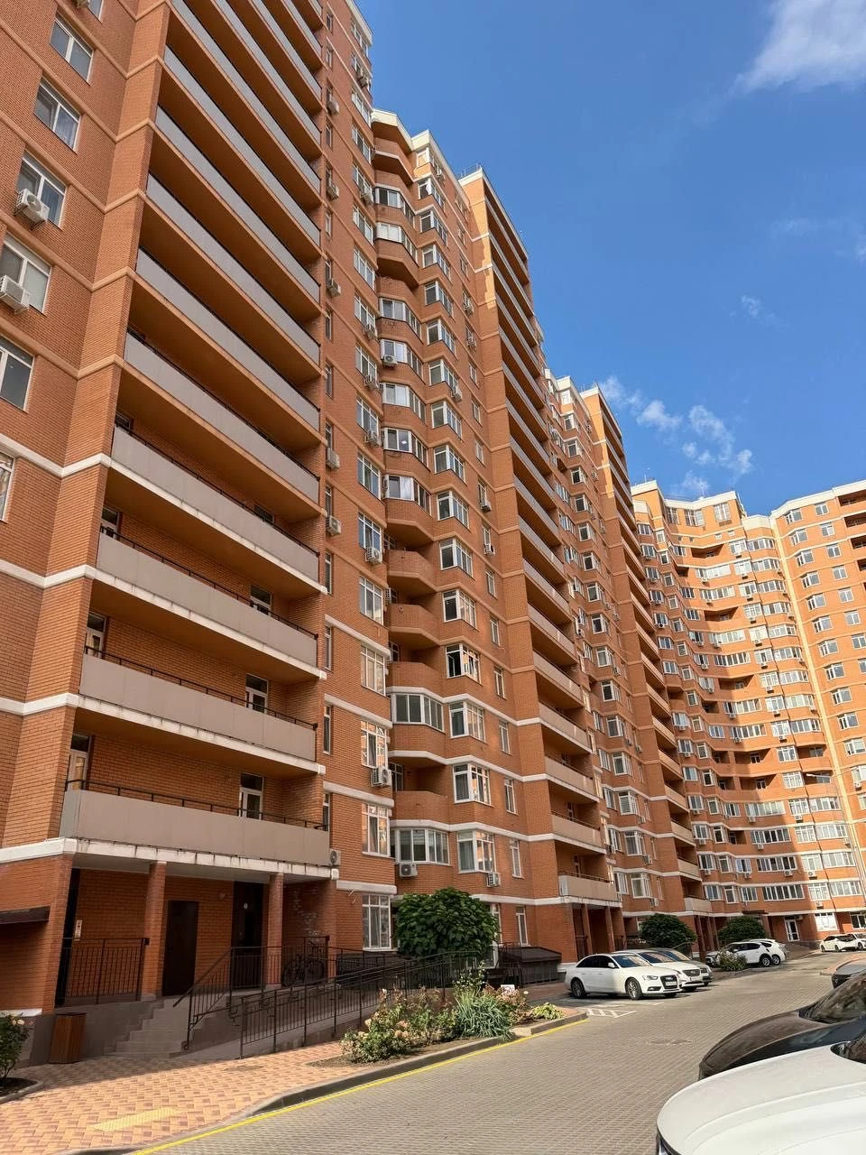 Продам Новострой 1этаж 1к квартира с ремонтом ЖК Реал Парк Ч