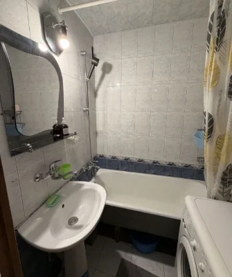 Продам 3 к,на Корольова/Панорама