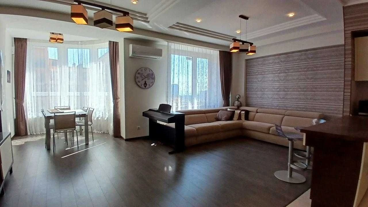 Продам пентхаус в жк Армейский (820-674)