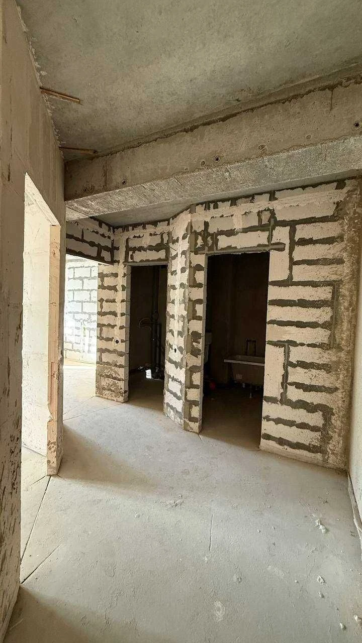 Продам большую 2 комнатную квартиру ЖК Вернисаж (Таирова)
