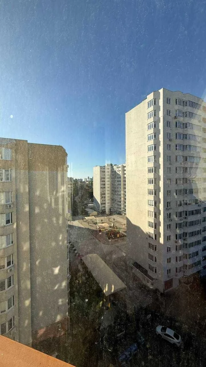 Продам большую 2 комнатную квартиру ЖК Вернисаж (Таирова)
