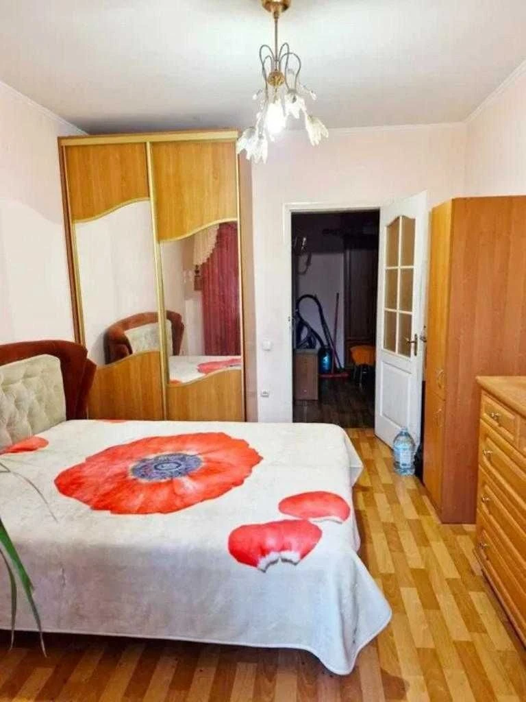 Продам большую 2 комн. квартиру на Тополева (р-н Вузовского)