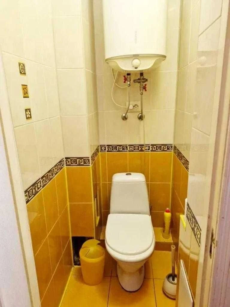 Продам большую 2 комн. квартиру на Тополева (р-н Вузовского)