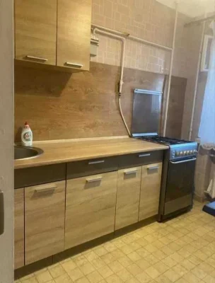 Продам 2-кімнатна квартира в центрі з газом Новосільського У