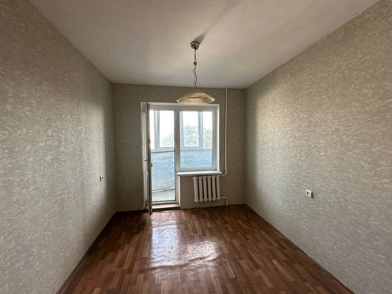 Продам 3к квартиру 72м Юго-Западный массив Хаджибейский  1ст