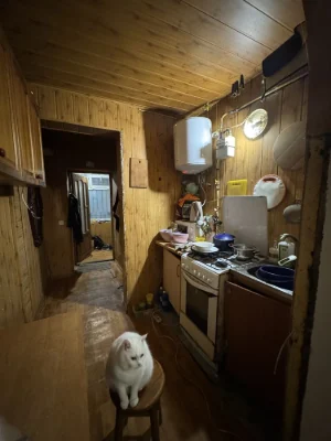 Продам 1 ком Приморский центр