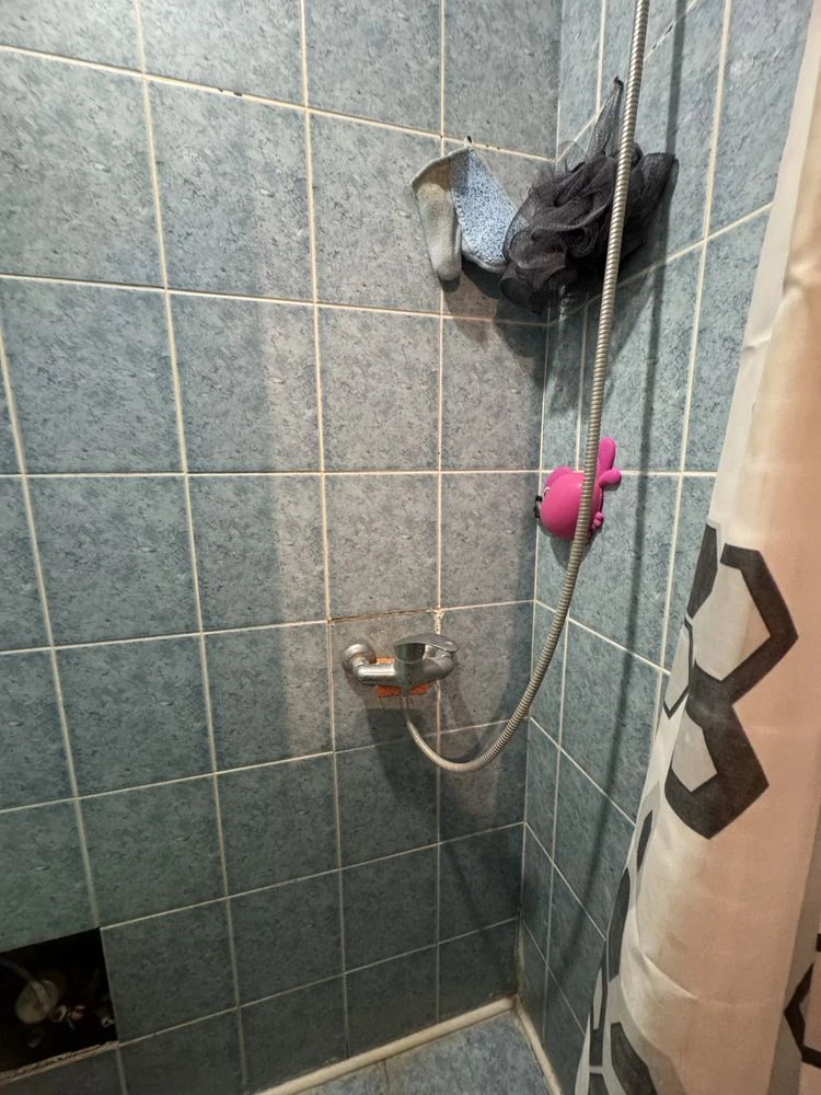Продам 1 ком Приморский центр