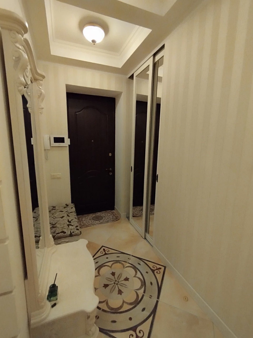 Продажа 3-комнатной квартиры в центре Одессы