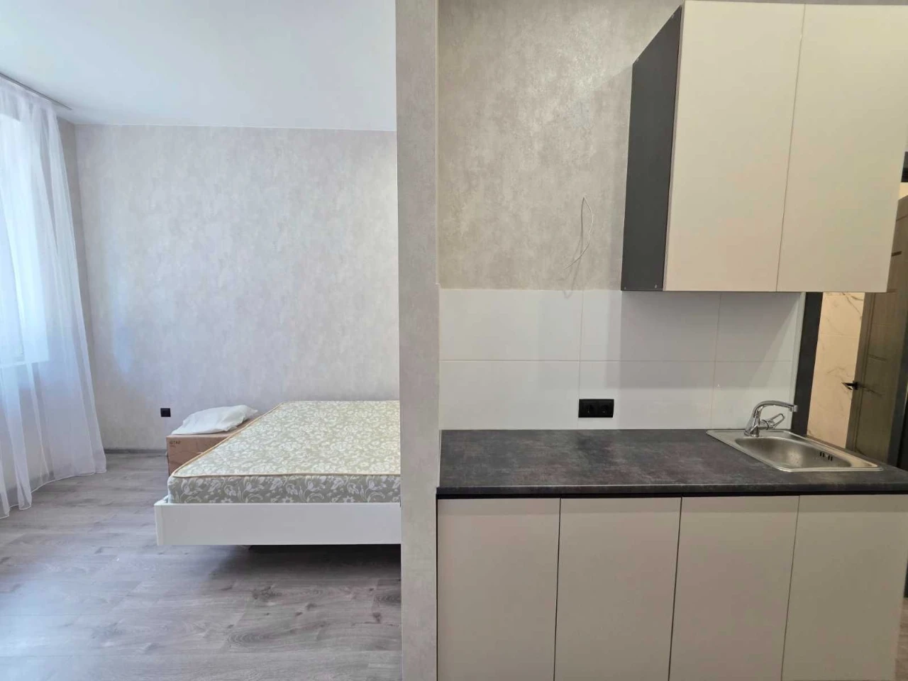 Студія з балконом 24,2 м² у ЖК Акварель 3 (Пішонівська), рем