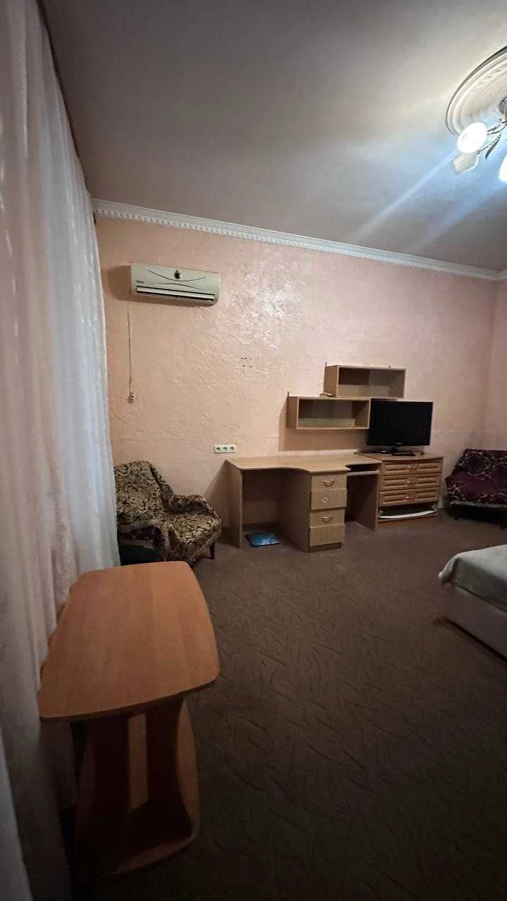 Продам 2-кімнатну квартиру на Молдаванці