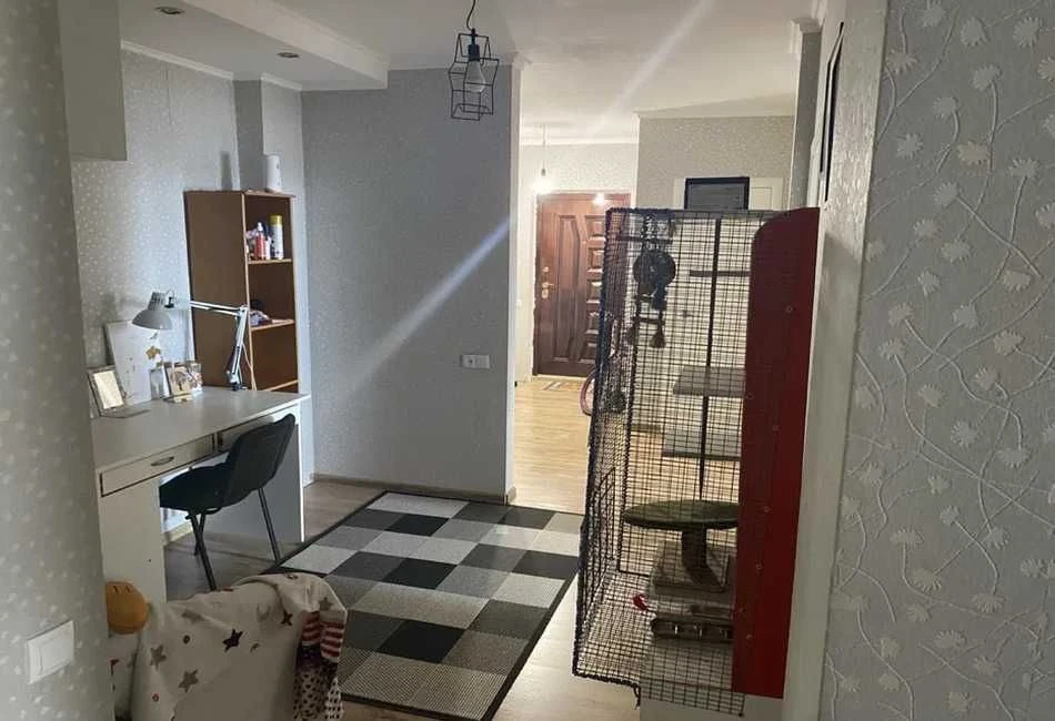 tir-31 Квартира на Бочарова с ремонтом и кухней 18 м²