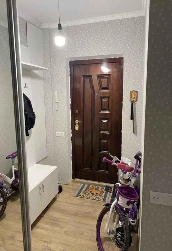 tir-31 Квартира на Бочарова с ремонтом и кухней 18 м²