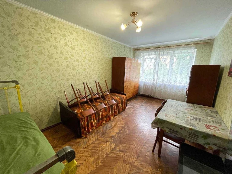 ЧЕРЕМУШКИ Парк Горького Продам двухкомнатная квартира
