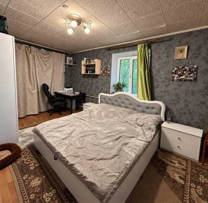 Продам 1-кімнатну квартиру, Черемушки вул. Павла Шклярука /