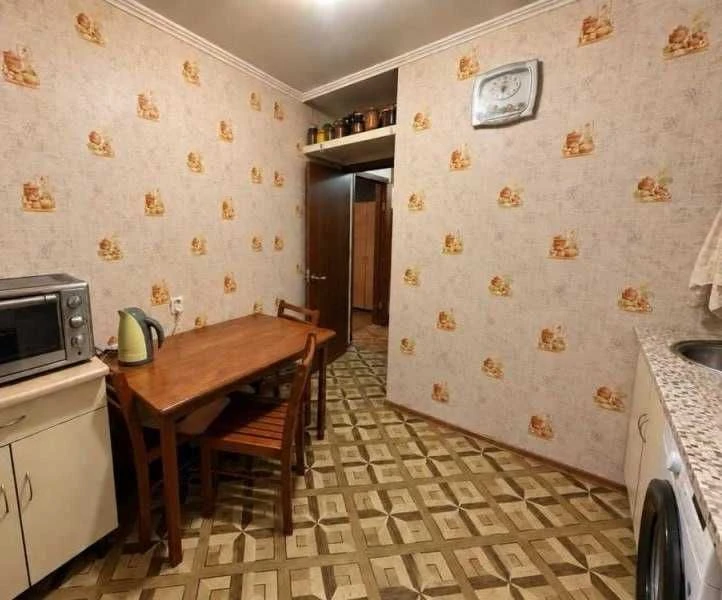 Продам 1-кімнатну квартиру, Черемушки вул. Павла Шклярука /