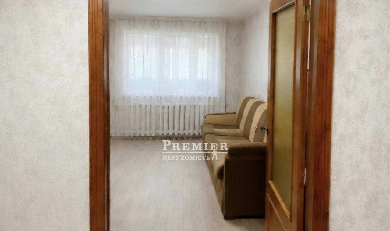 Продам 2-х кімнатну квартиру з ремонтом на Висоцького
