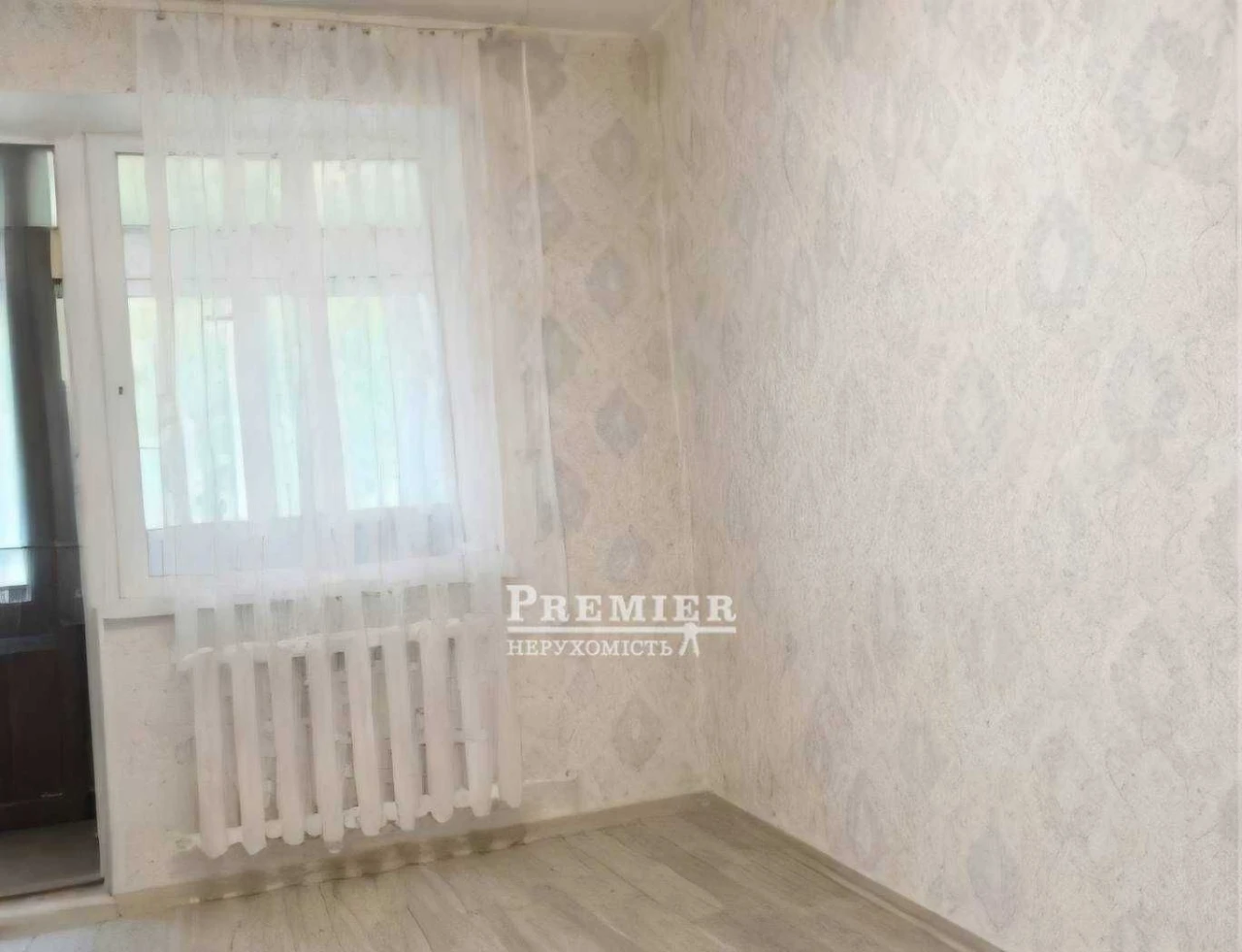 Продам 2-х кімнатну квартиру з ремонтом на Висоцького