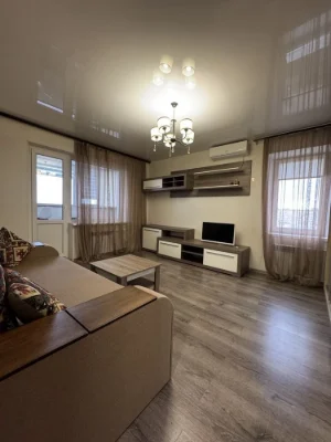 2 ком. квартира с ремонтом -55 метров-Таирова/ Ликвид !!