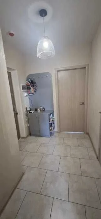 Продам квартиру в Одесских Традициях на Воробьева, 3 поверх