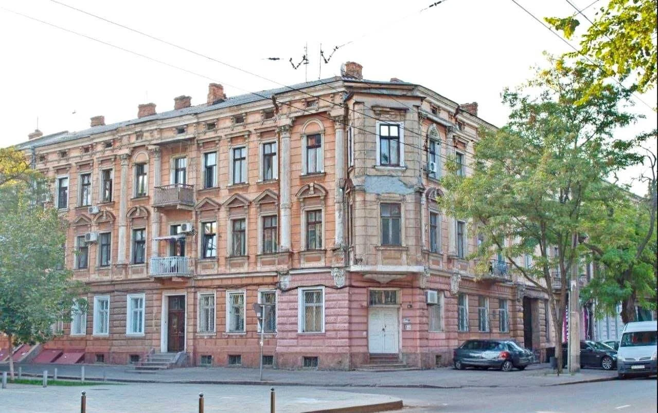tir-02  Продам 101 м² в центре у Кирхи — 1 этаж, под бизнес