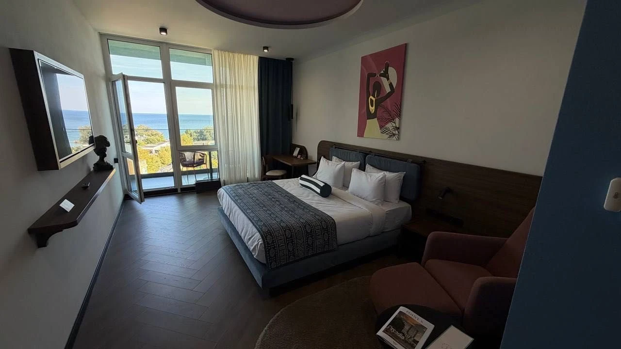 Продаж апартамента в SPATIUM HOTEL (Archotel) з прямим видом