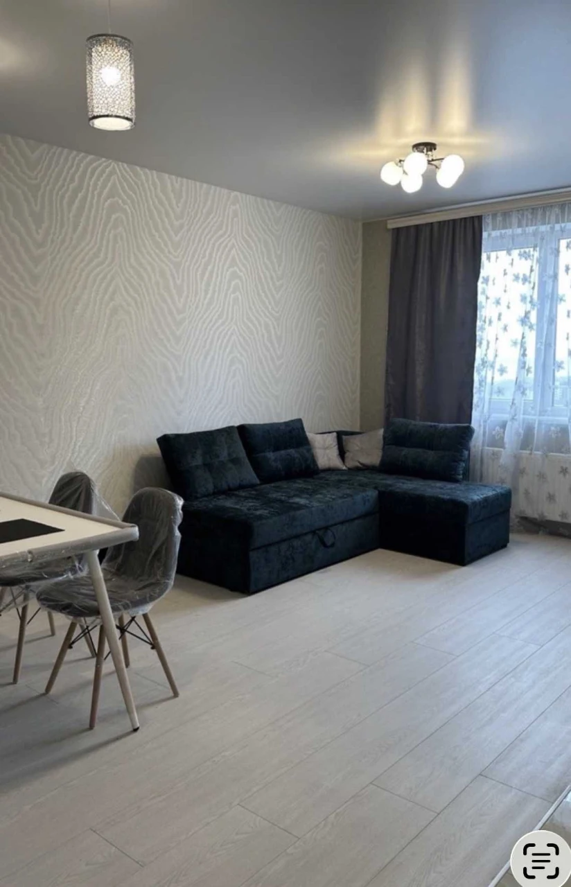 Продам 1 комн.квартиру на Сахарова/Высоцкого