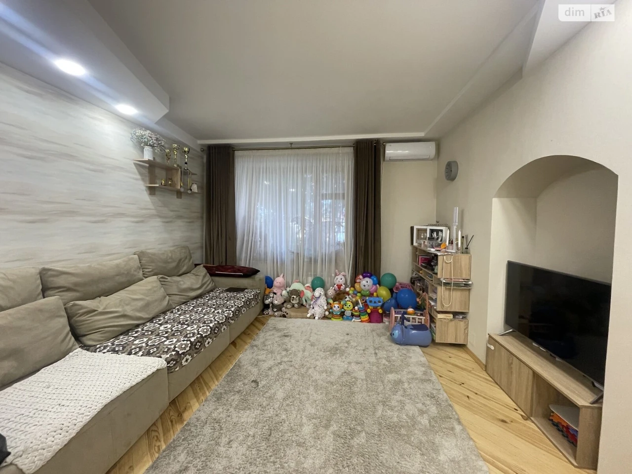 Продаж Квартира Центр