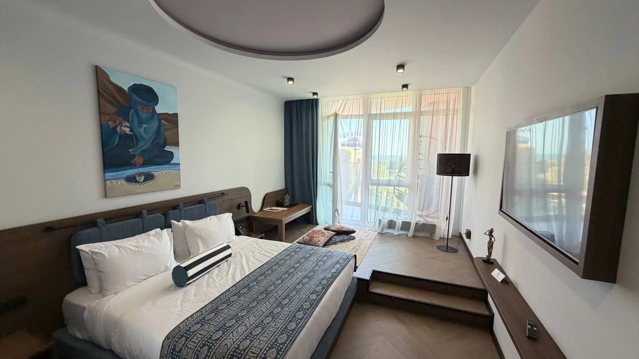 Продаж апартамента в SPATIUM HOTEL (Archotel)  з прямим видо