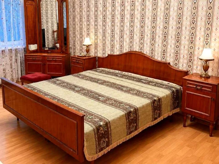 Квартира. Одеса, Небесної Сотні просп.