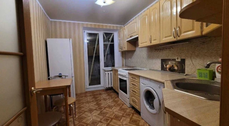ПРОДАМ 1-кімнатну квартиру на Фонтані, поруч парк та МОРЕ