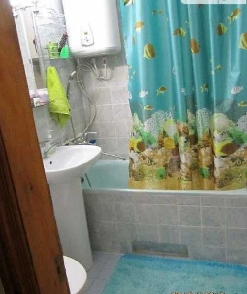 Продам 1-кімнатну квартиру 38 м², Центр, Європейська / Дериб