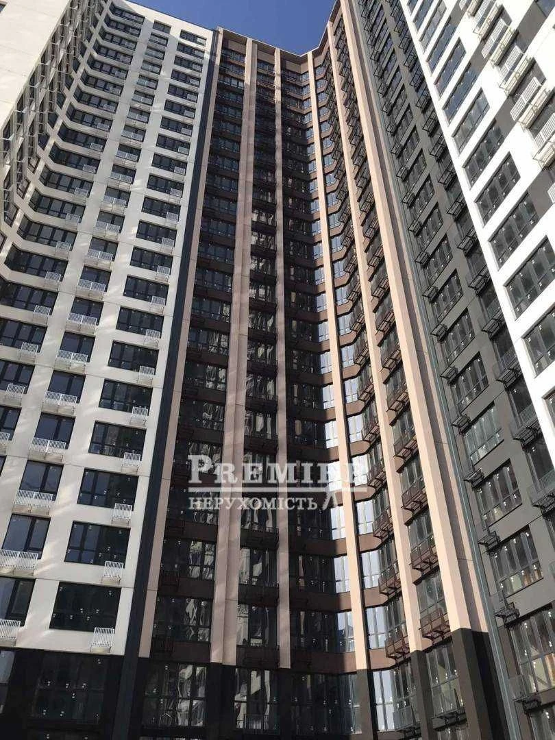 Простора 3-кімнатна 135 м² 6-та станція Розстрочка без переп